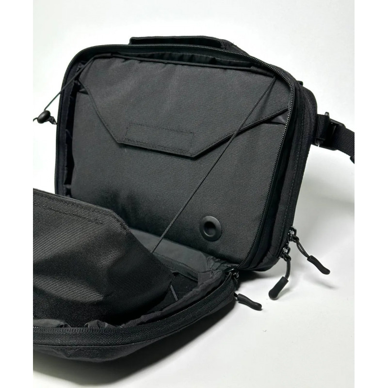 Сумка під планшет чорна